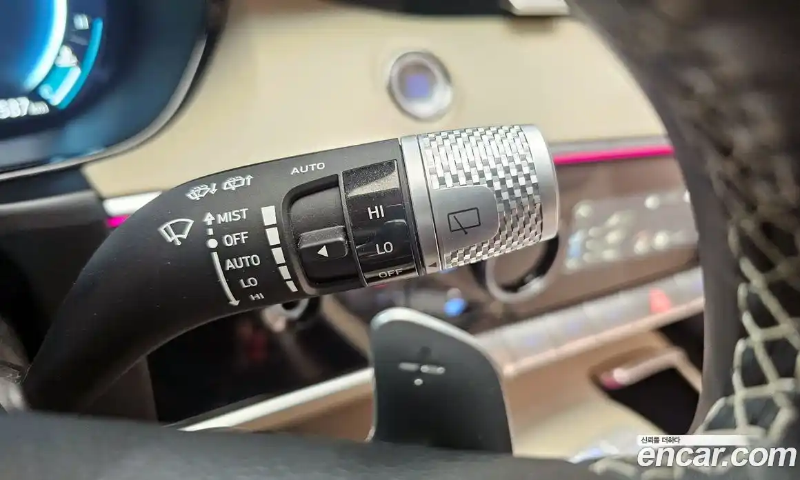 Genesis GV70 2023 2.5 Автомат в Москве № 930714, фото 17