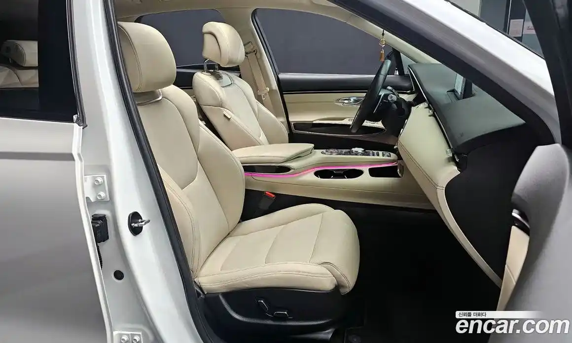 Genesis GV70 2023 2.5 Автомат в Москве № 930714, фото 10