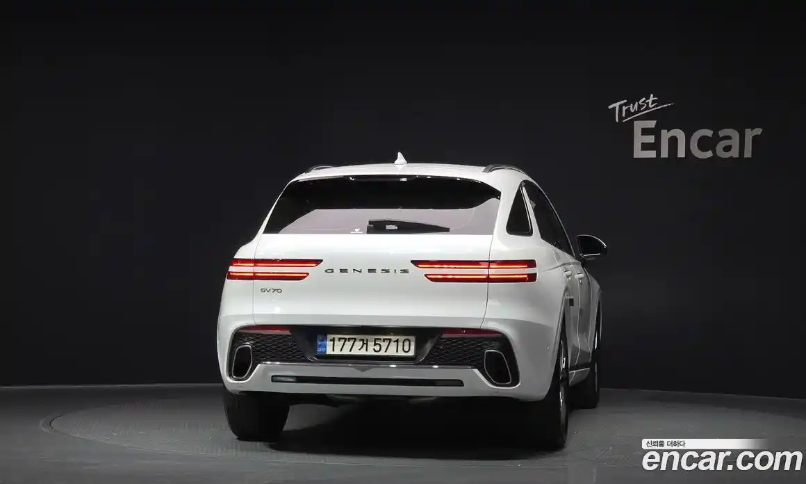 Genesis GV70 2022 2.5 Автомат в Москве № 930767, фото 4