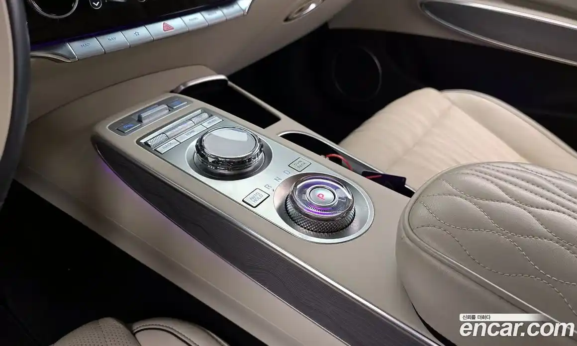 Genesis GV70 2022 2.5 Автомат в Москве № 930767, фото 9