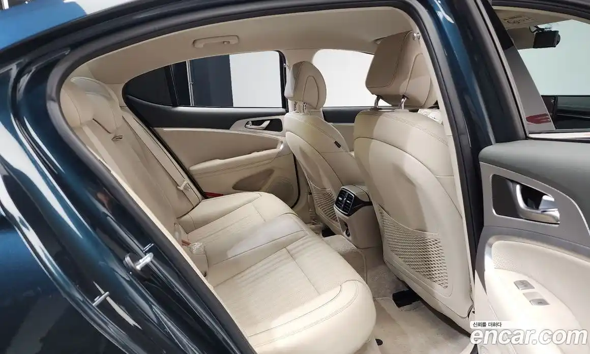 Genesis G70 2020 2.0 гидро в Москве № 930852, фото 12