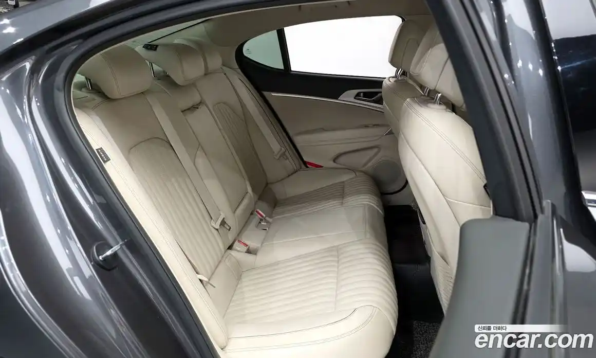 Genesis G70 2020 2.0 Классический в Москве № 931041, фото 12