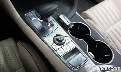 Genesis G70 2020 2.0 Классический в Москве № 931041, миниатюра 9