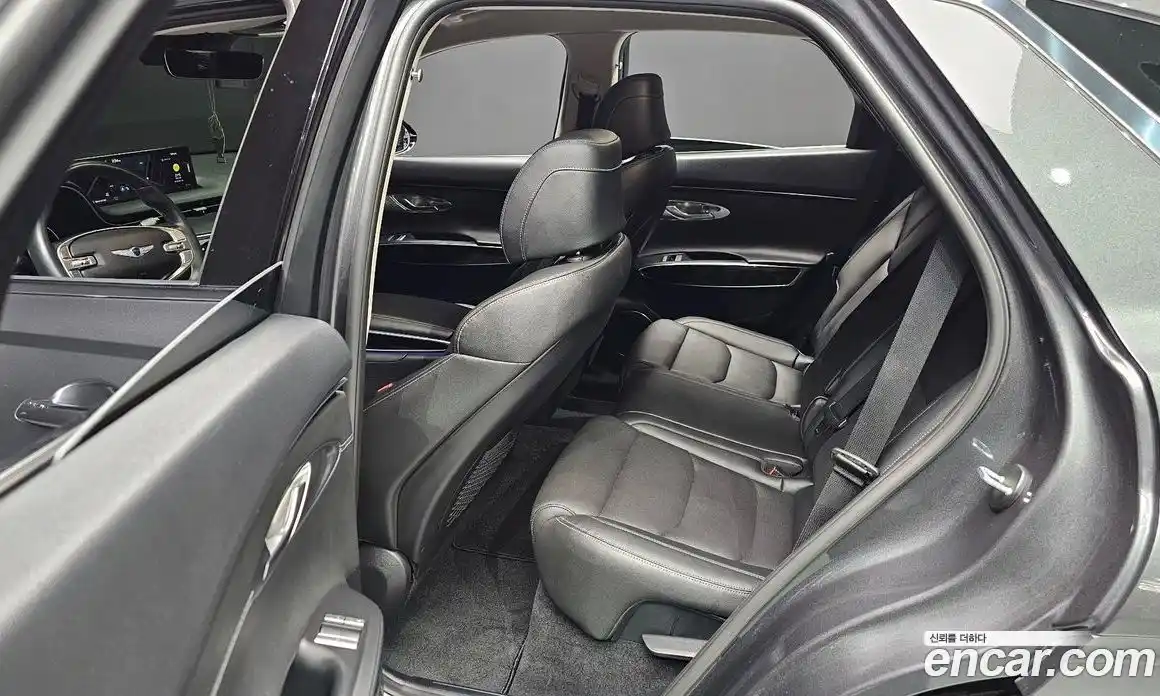 Genesis GV70 2021 2.2 Автомат в Москве № 931111, фото 12