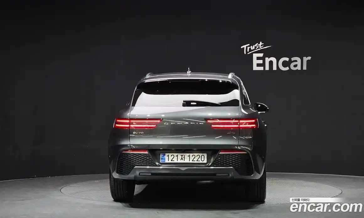 Genesis GV70 2021 2.2 Автомат в Москве № 931111, фото 4