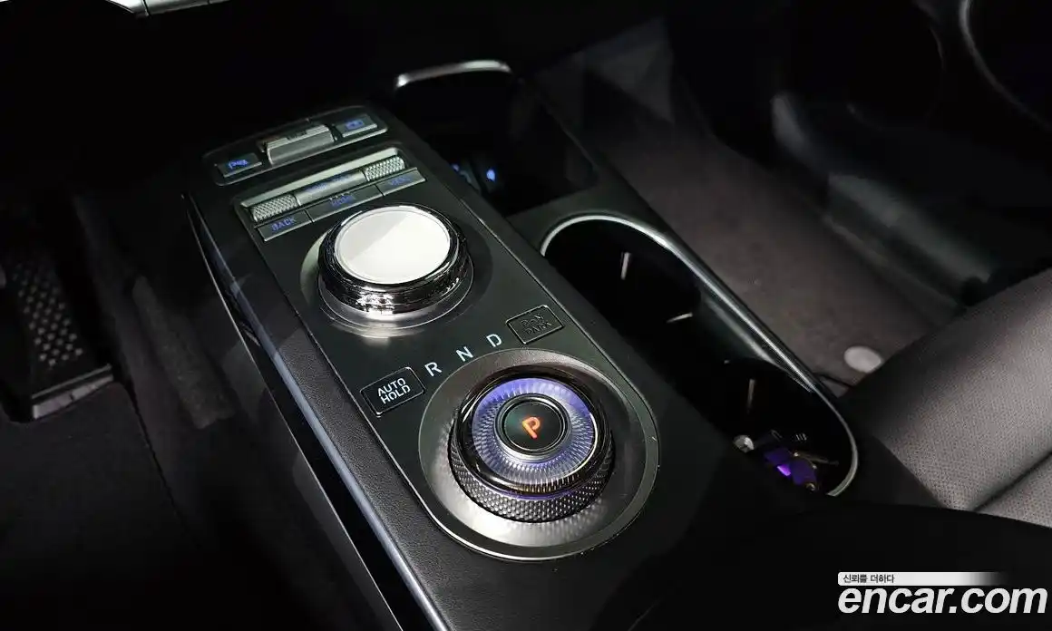 Genesis GV70 2021 2.2 Автомат в Москве № 931111, фото 9