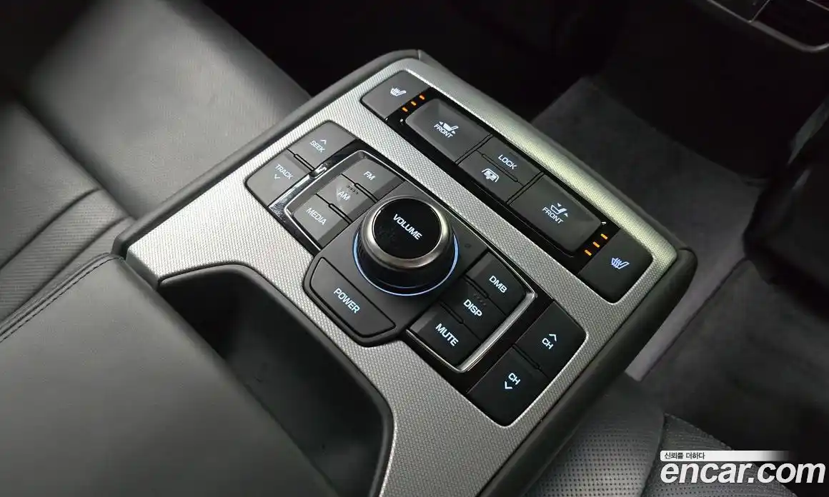 Genesis G80 2016 3.3 Автомат в Москве № 931132, фото 19