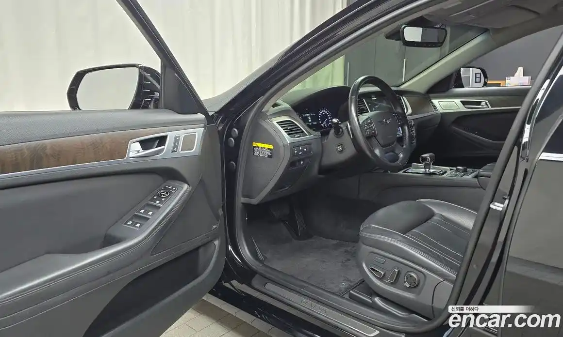 Genesis G80 2016 3.3 Автомат в Москве № 931132, фото 10