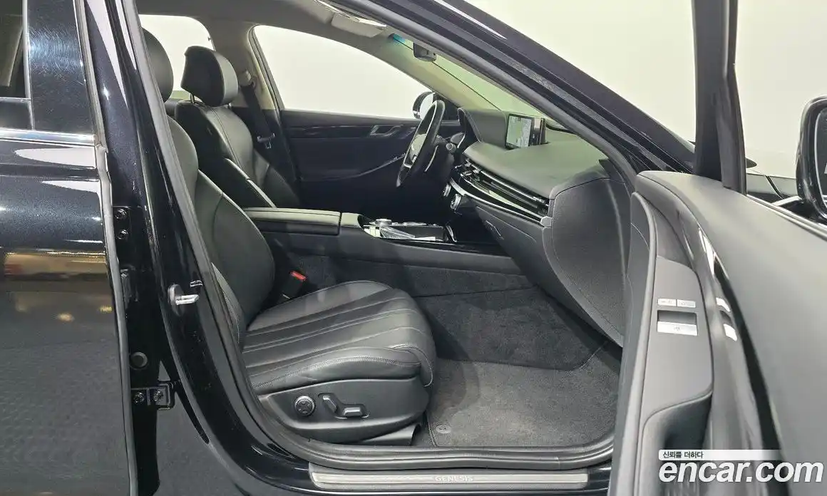 Genesis G80 2020 2.5 Классический в Москве № 931135, фото 11