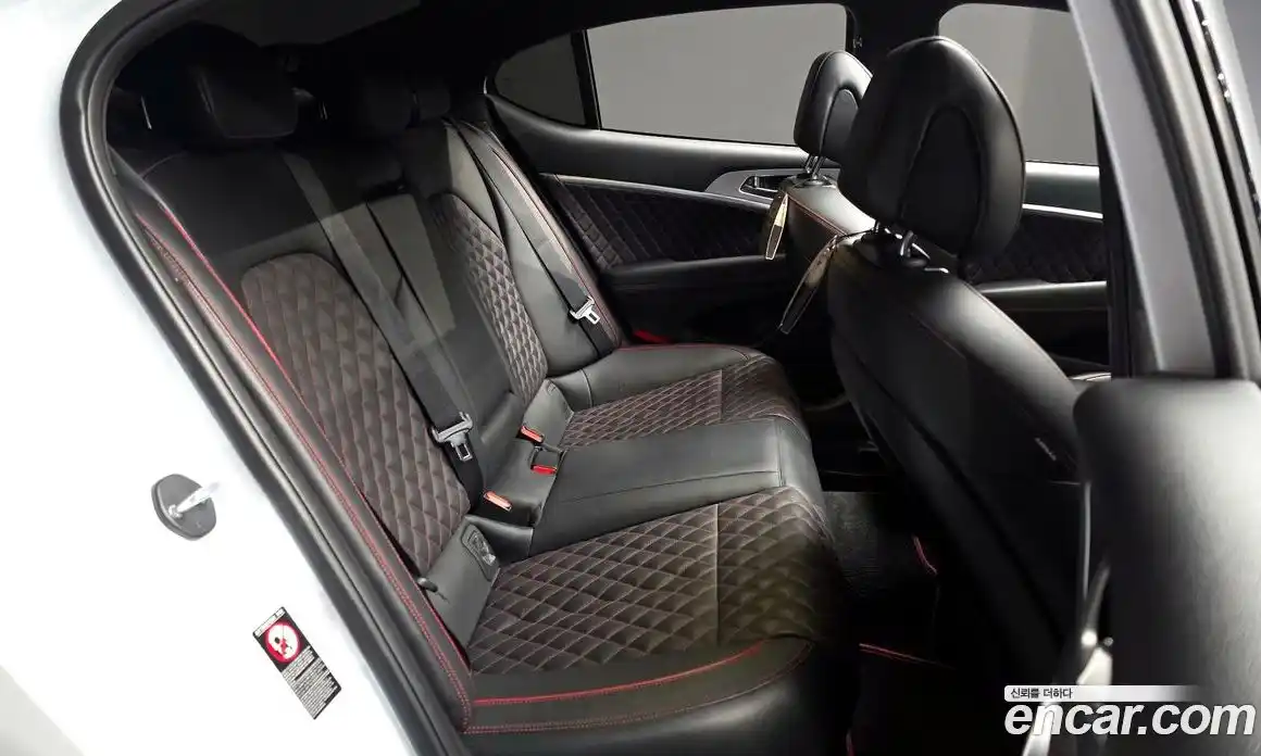 Genesis G70 2018 2.0 гидро в Москве № 931159, фото 12