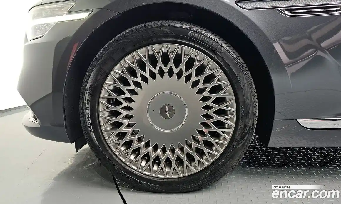 Genesis G90 2019 5.0 гидро в Москве № 931309, фото 5