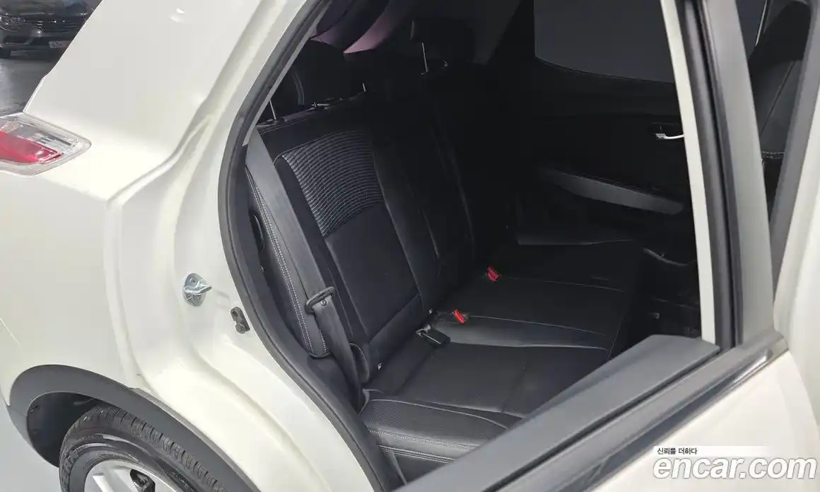 SsangYong TIBOLI 2018 1.6 Автомат в Москве № 932005, фото 12