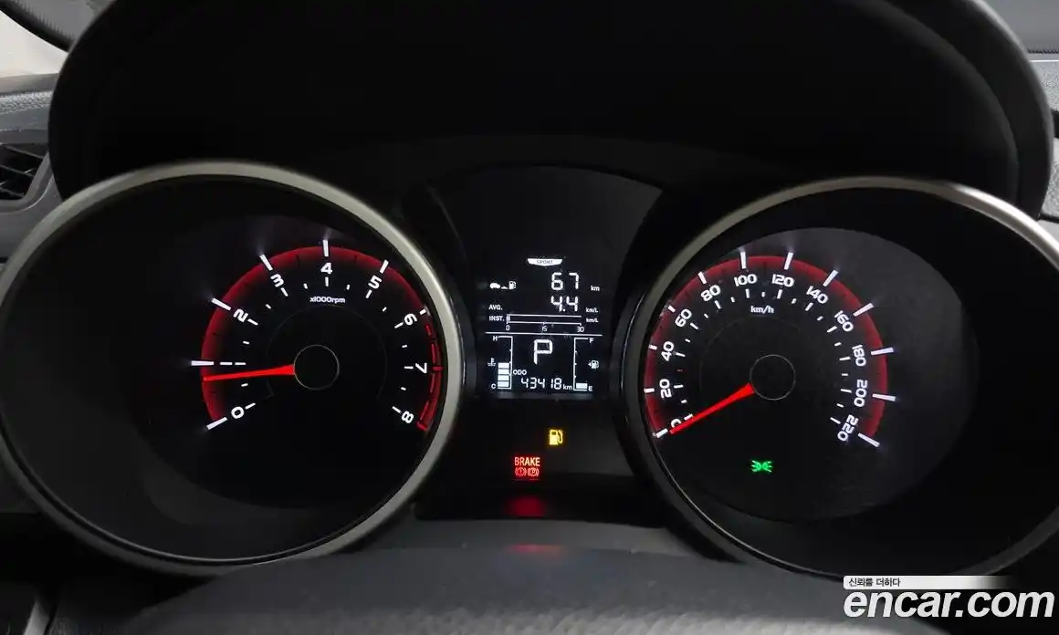 SsangYong TIBOLI 2018 1.6 Автомат в Москве № 932005, фото 8