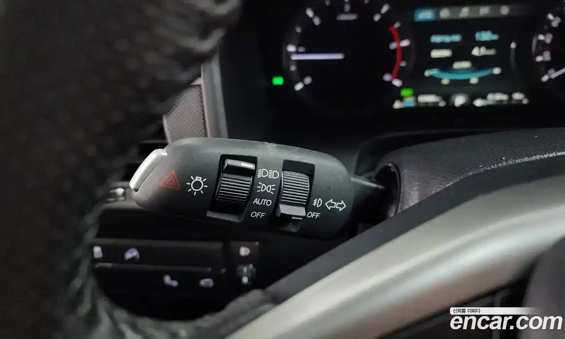 SsangYong Rexton 2018 2.2 Автомат в Москве № 932196, фото 14