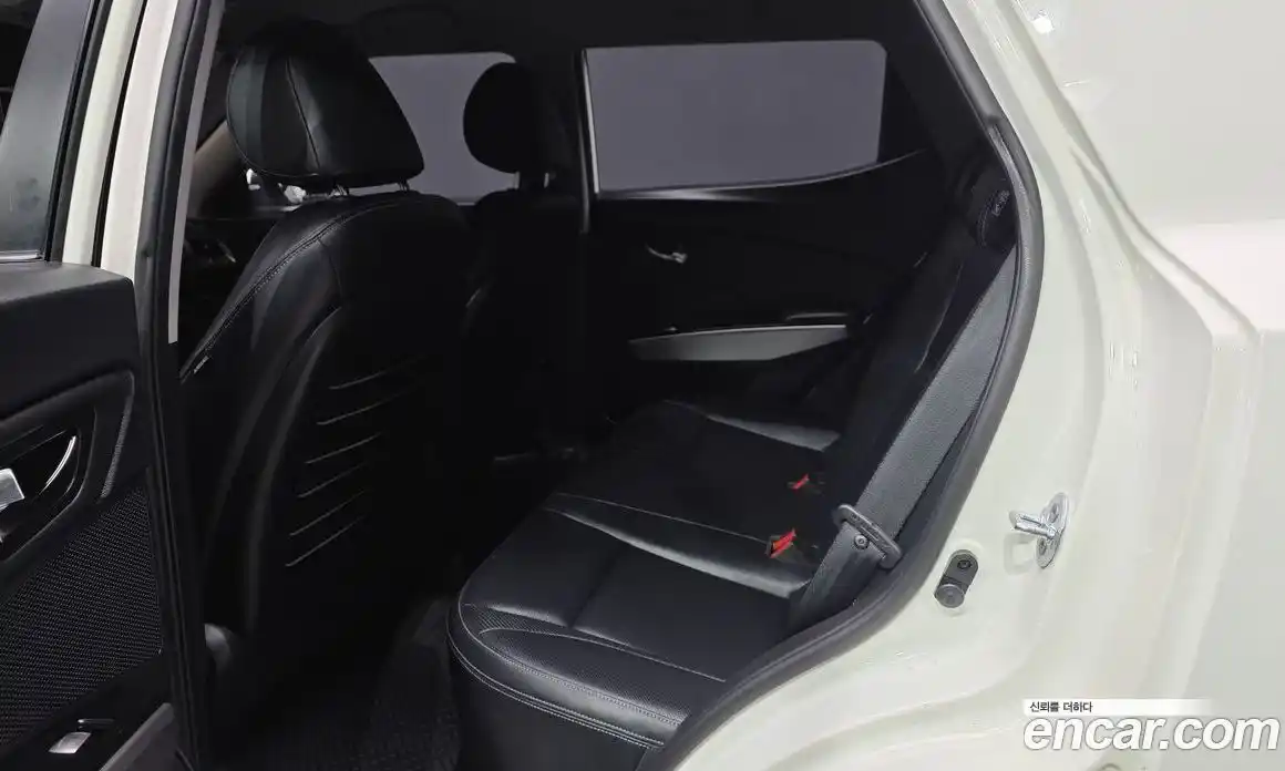 SsangYong TIBOLI 2016 1.6 Автомат в Москве № 932602, фото 12