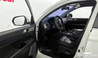 SsangYong Rexton 2018 2.2 Автомат в Москве № 932906, миниатюра 10