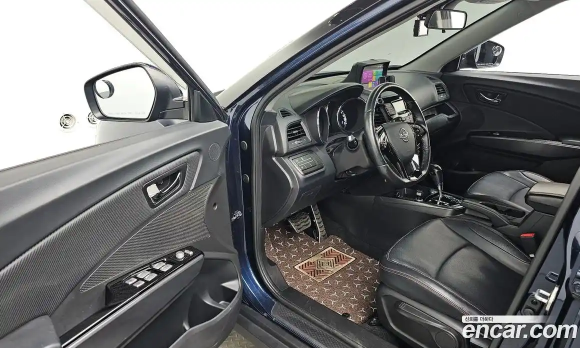 SsangYong TIBOLI 2017 1.6 гидро в Москве, фото 10