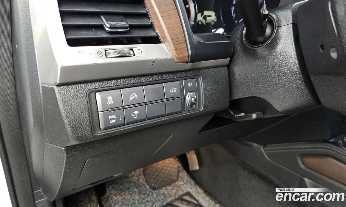 SsangYong Rexton 2018 2.2 Автомат в Москве № 933296, фото 16