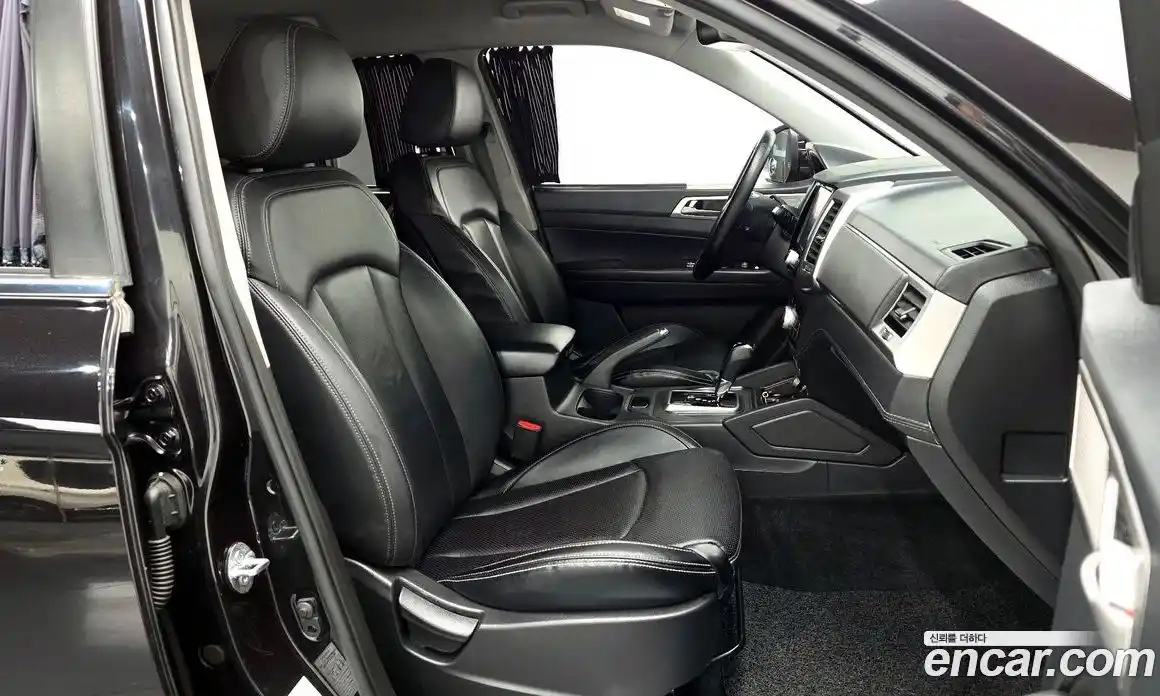 SsangYong Rexton 2018 2.2 Автомат в Москве № 933301, фото 11