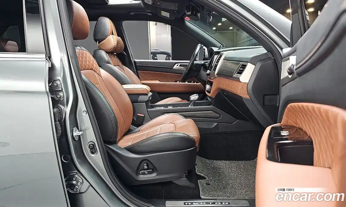 SsangYong Rexton 2017 2.2 Автомат в Москве № 933339, фото 10