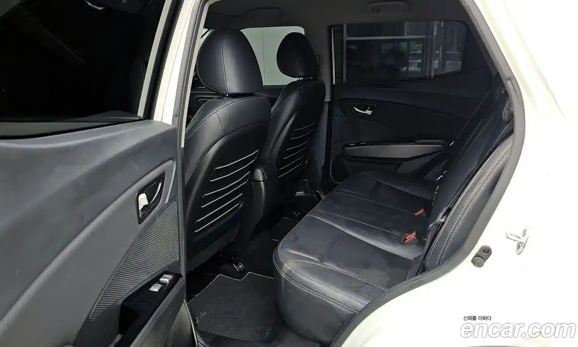 SsangYong TIBOLI 2017 1.6 гидро в Москве № 933375, фото 10