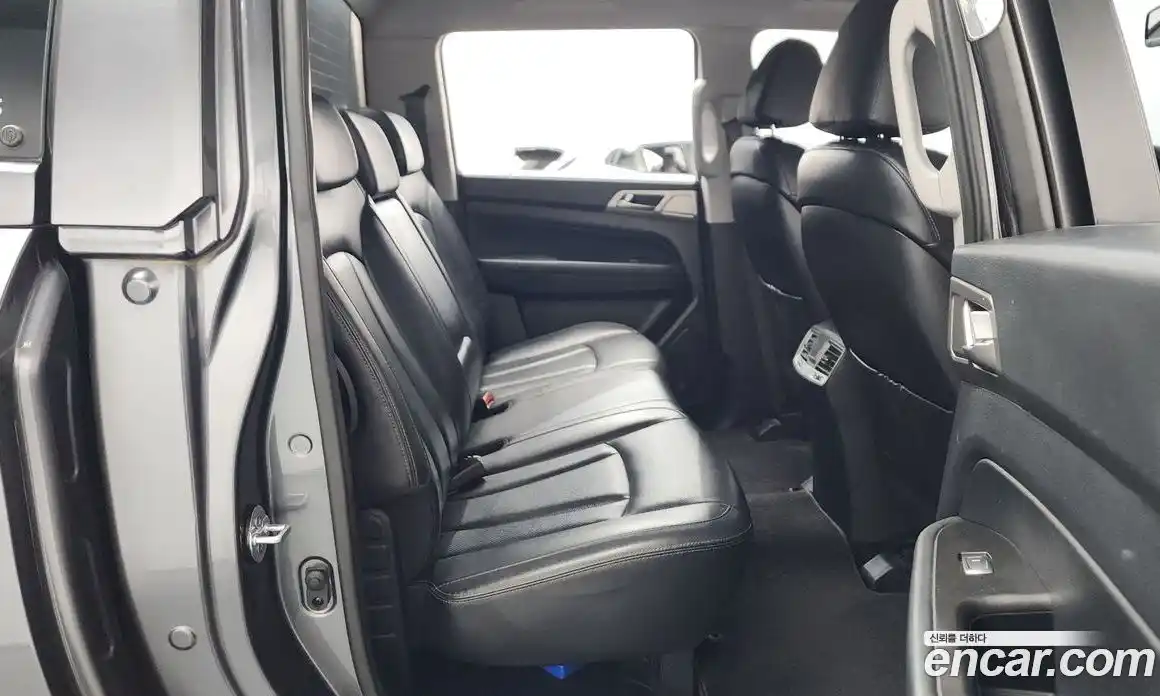 SsangYong Rexton 2018 2.2 Автомат в Москве № 933497, фото 12