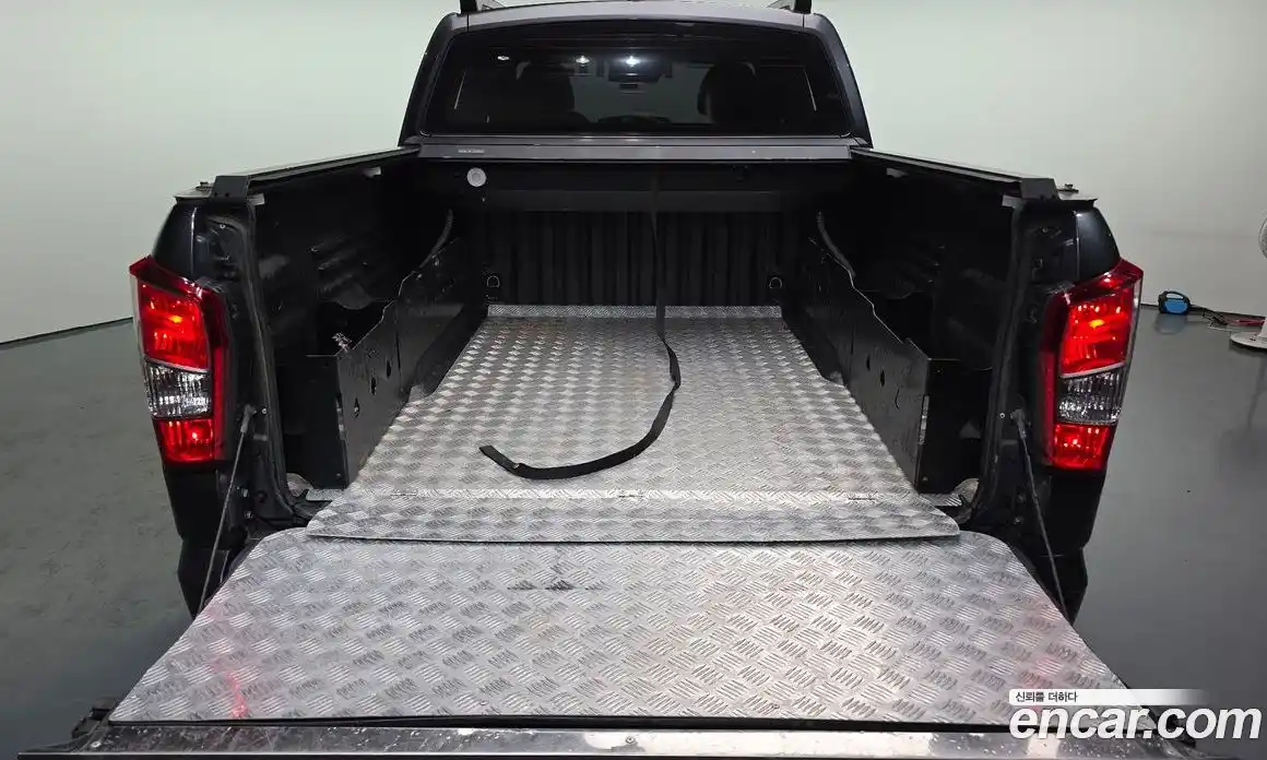 SsangYong Rexton 2019 2.2 Автомат в Москве № 933556, фото 20