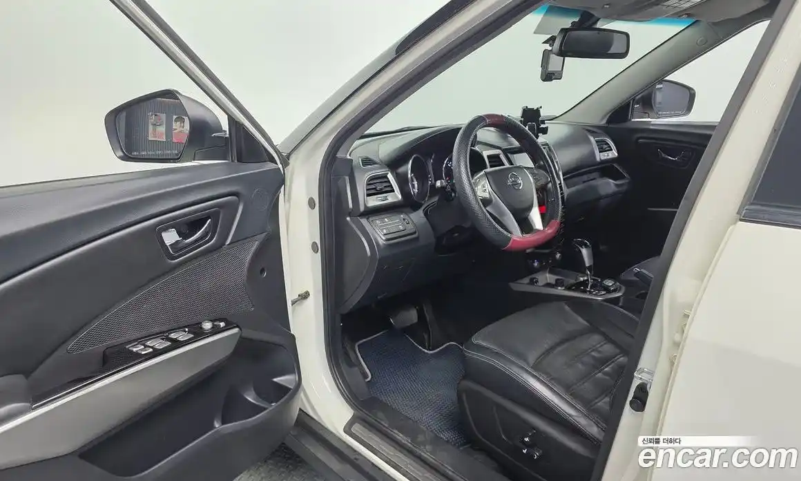 SsangYong TIBOLI 2016 1.6 гидро в Москве № 933597, фото 10