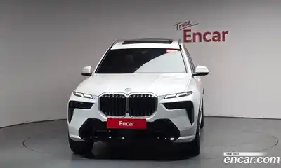BMW X7 2023 3.0 гидро в Москве № 933831, миниатюра 2