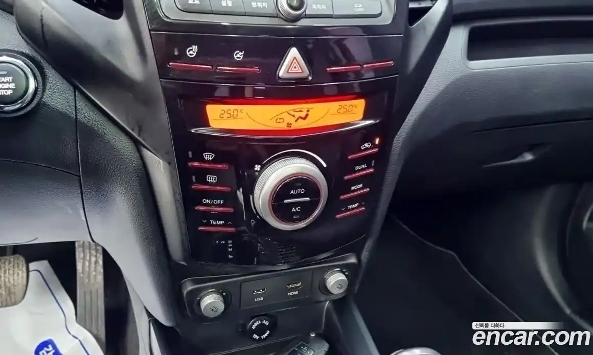 SsangYong TIBOLI 2017 1.6 Автомат в Москве № 933863, фото 12