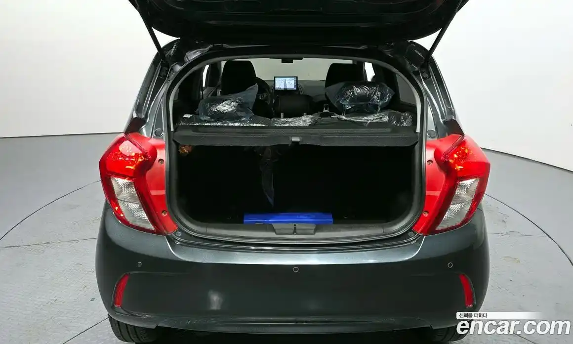 Chevrolet Spark 2019 1.0 Автомат в Москве № 934256, фото 20