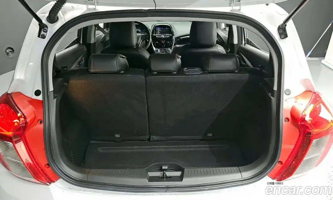 Chevrolet Spark 2022 1.0 Автомат в Москве № 934456, фото 19