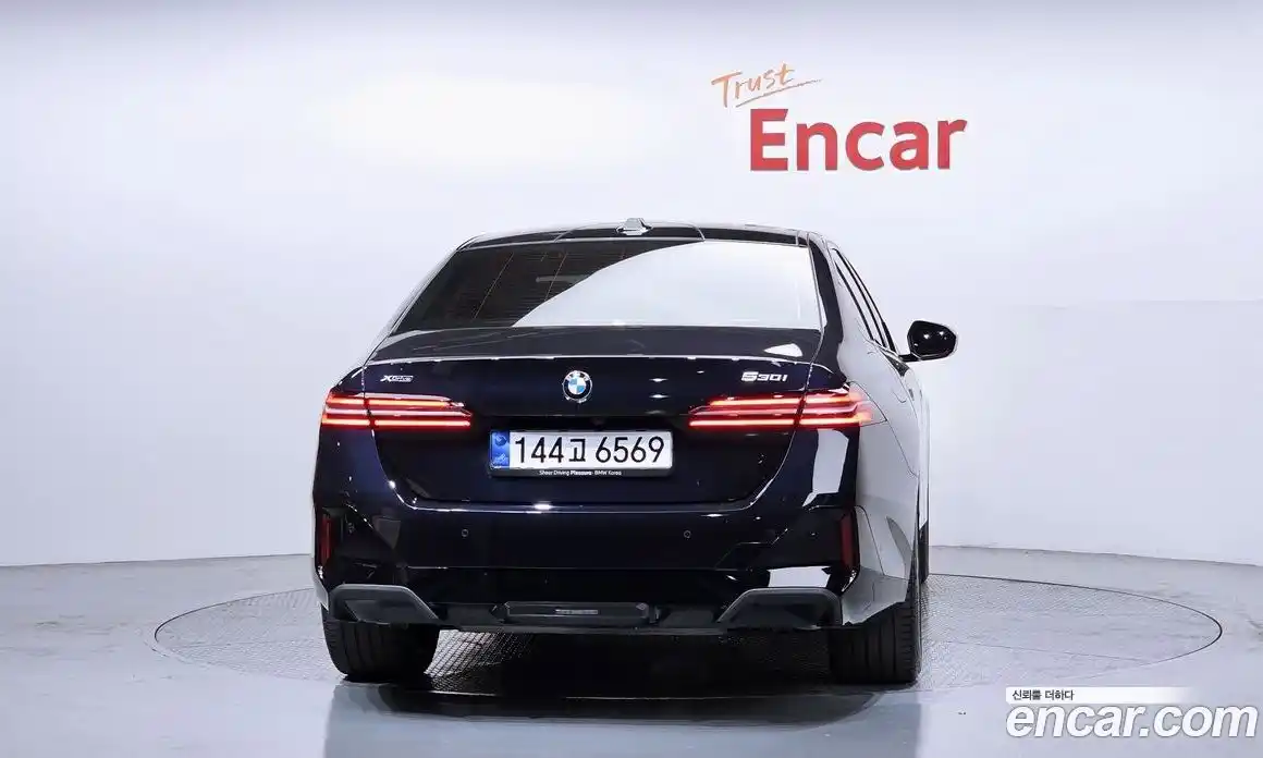 BMW 5-Series 2025 2.0 гидро в Москве № 934500, фото 4
