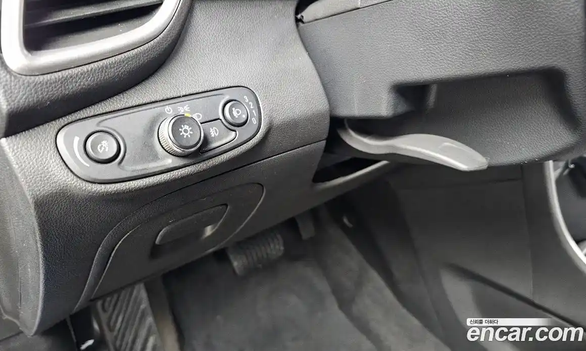 Chevrolet Trax 2017 1.6 Автомат в Москве № 934671, фото 15