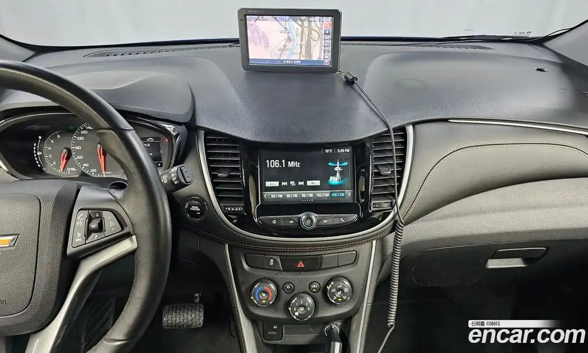 Chevrolet Trax 2017 1.6 Автомат в Москве № 934671, фото 16