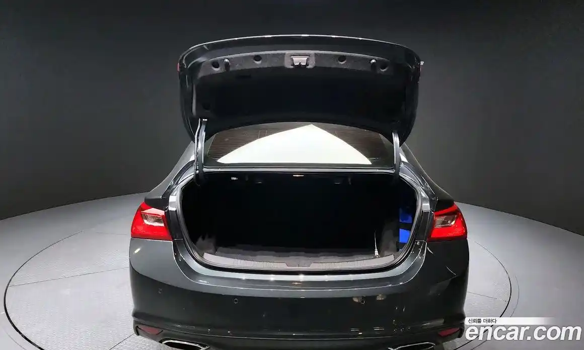 Chevrolet Malibu 2018 2.0 Автомат в Москве № 934759, фото 20