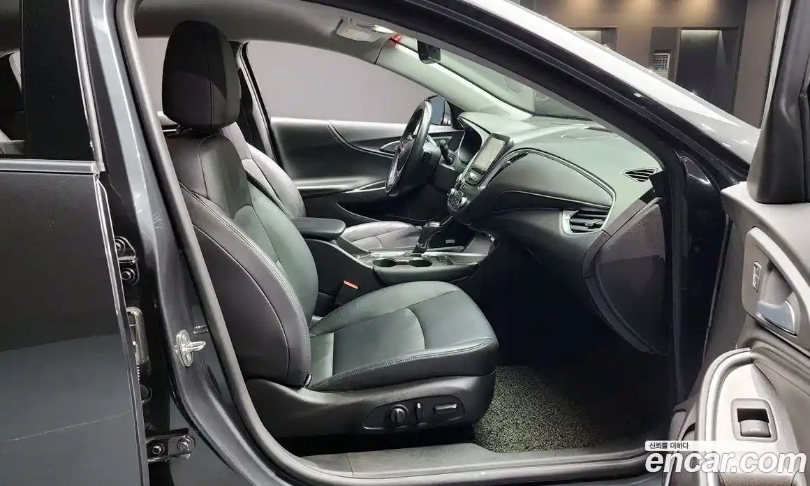 Chevrolet Malibu 2018 2.0 Автомат в Москве № 934759, фото 10