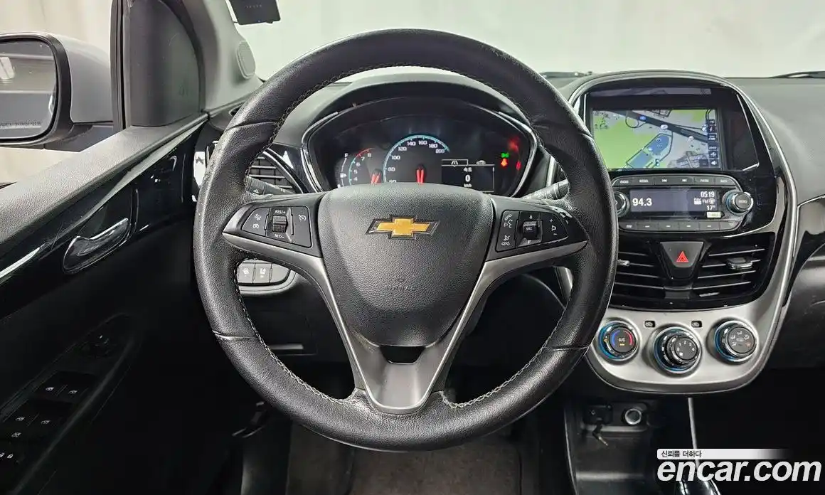 Chevrolet Spark 2017 1.0 гидро в Москве, фото 13