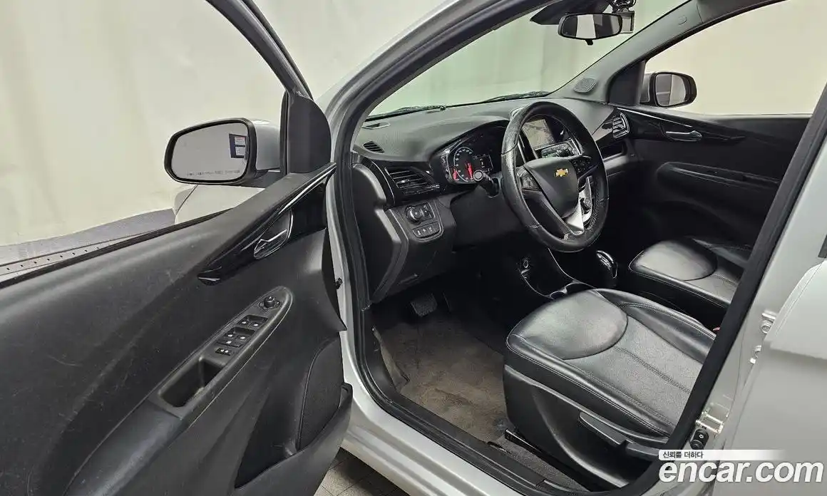 Chevrolet Spark 2017 1.0 гидро в Москве, фото 10