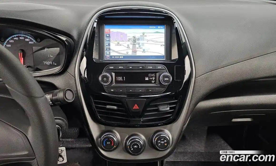 Chevrolet Spark 2018 1.0 гидро в Москве, фото 13