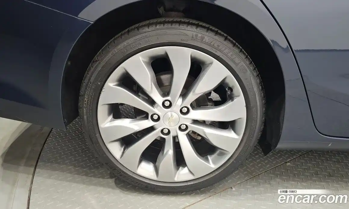 Chevrolet Malibu 2017 2.0 Автомат в Москве № 935313, фото 4