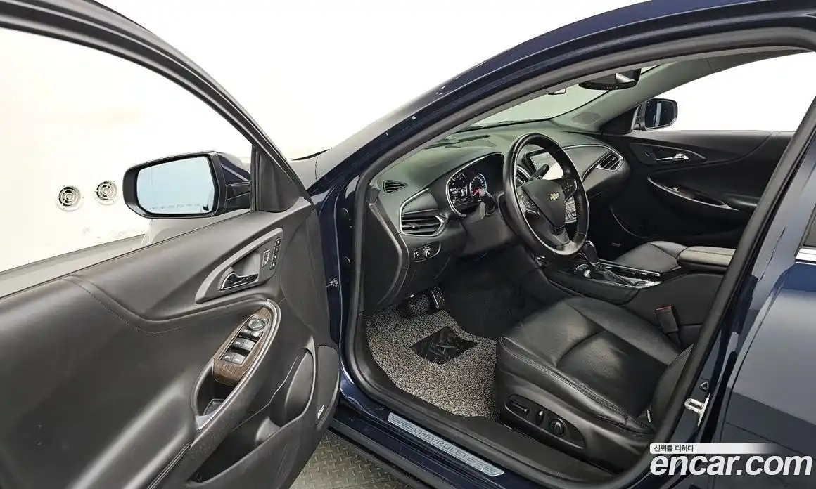 Chevrolet Malibu 2017 2.0 Автомат в Москве № 935313, фото 9