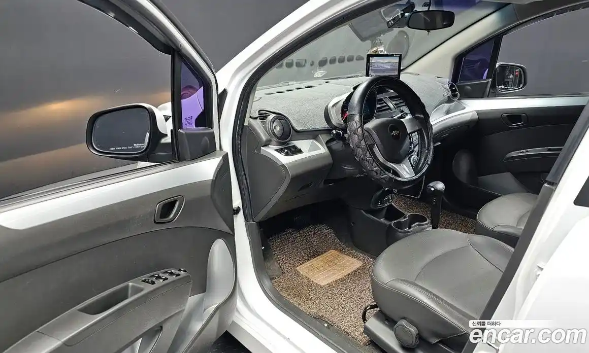 Chevrolet Spark 2014 1.0 гидро в Москве № 935345, фото 11