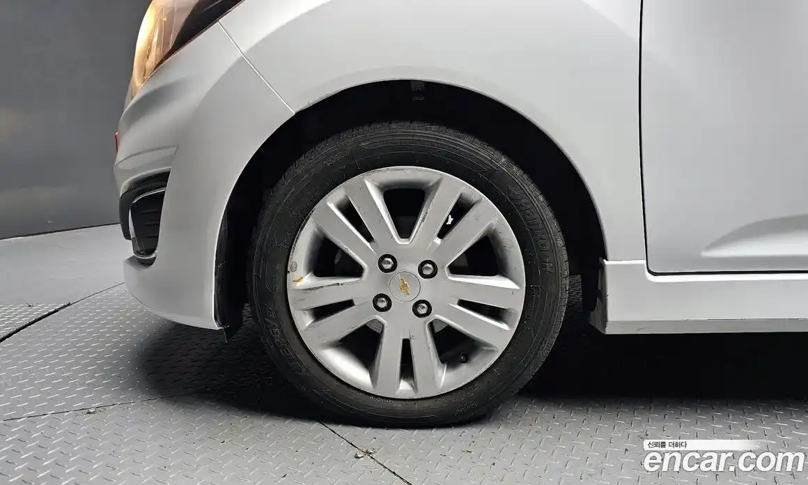 Chevrolet Spark 2014 1.0 гидро в Москве № 935345, фото 5
