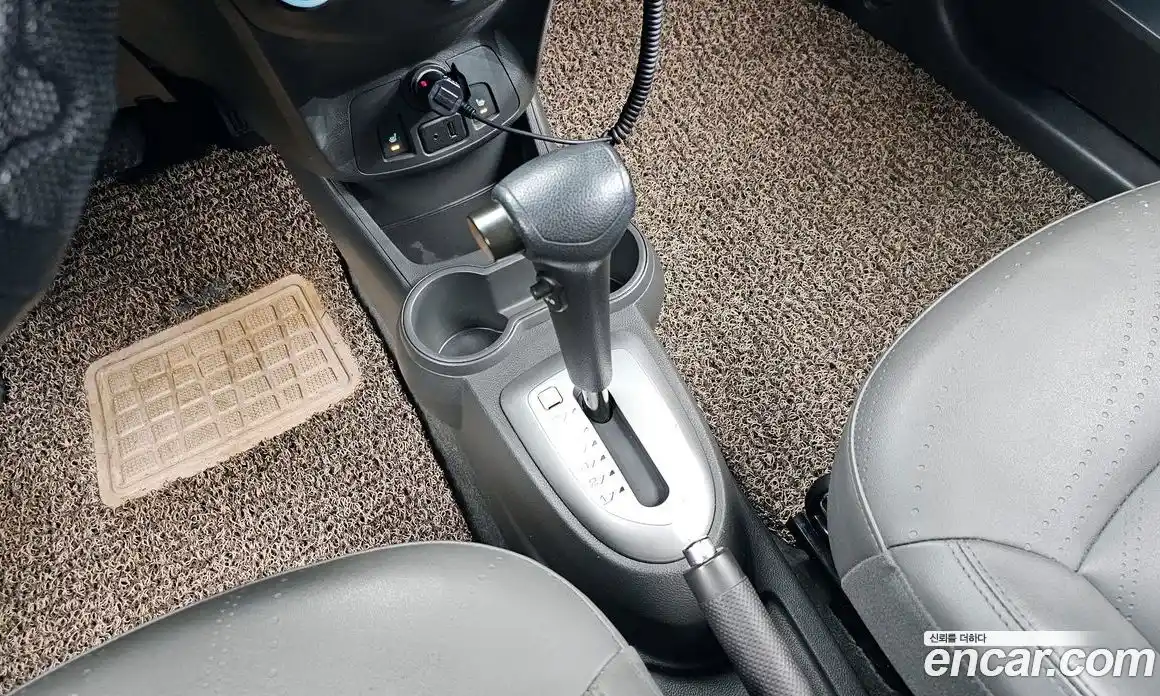 Chevrolet Spark 2014 1.0 гидро в Москве № 935345, фото 9