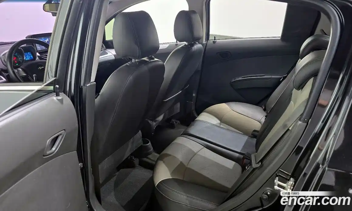 Chevrolet Spark 2014 1.0 гидро в Москве № 935521, фото 11