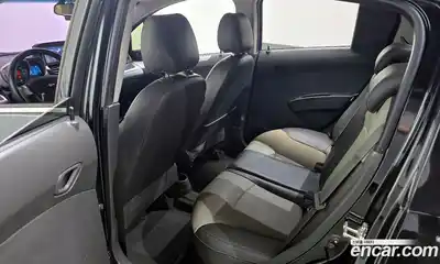 Chevrolet Spark 2014 1.0 гидро в Москве № 935521, миниатюра 11