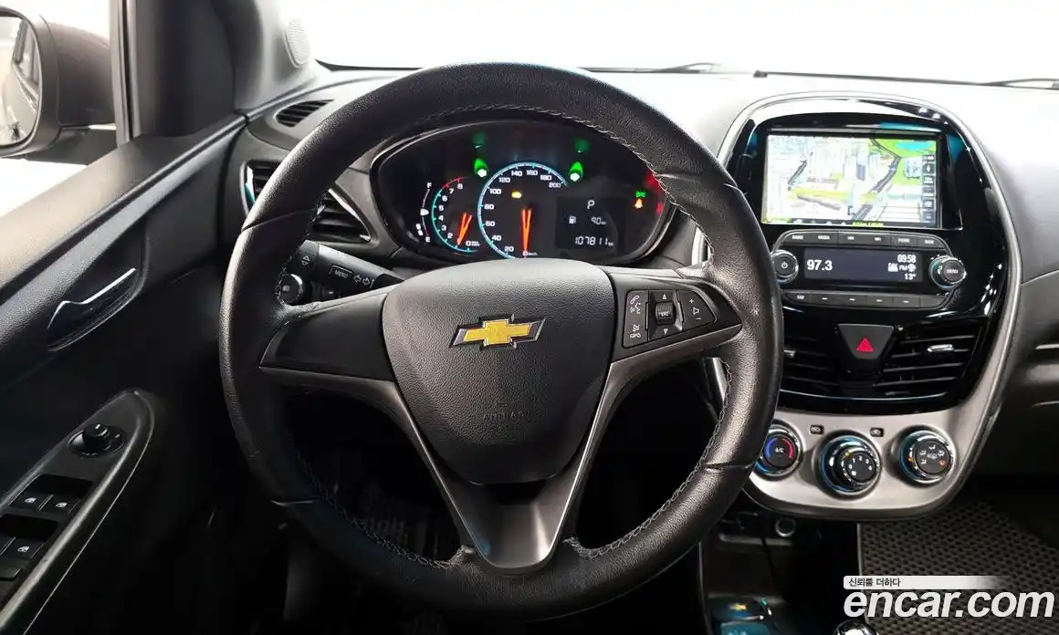 Chevrolet Spark 2016 1.0 Автомат в Москве № 935789, фото 13