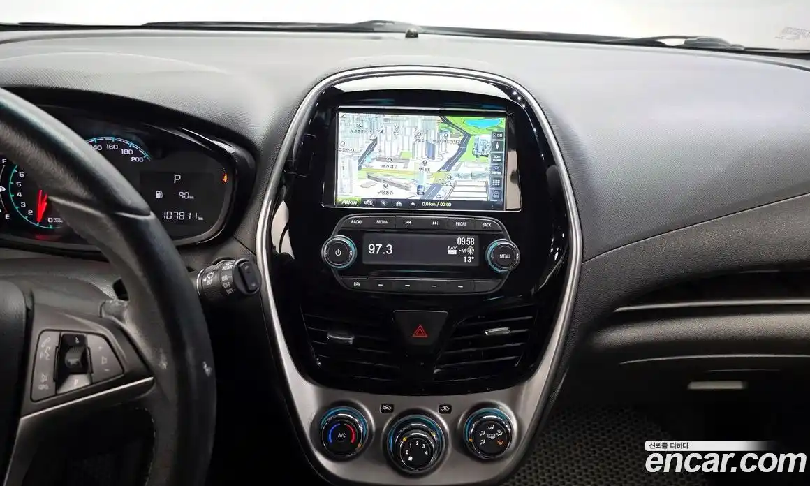 Chevrolet Spark 2016 1.0 Автомат в Москве № 935789, фото 14