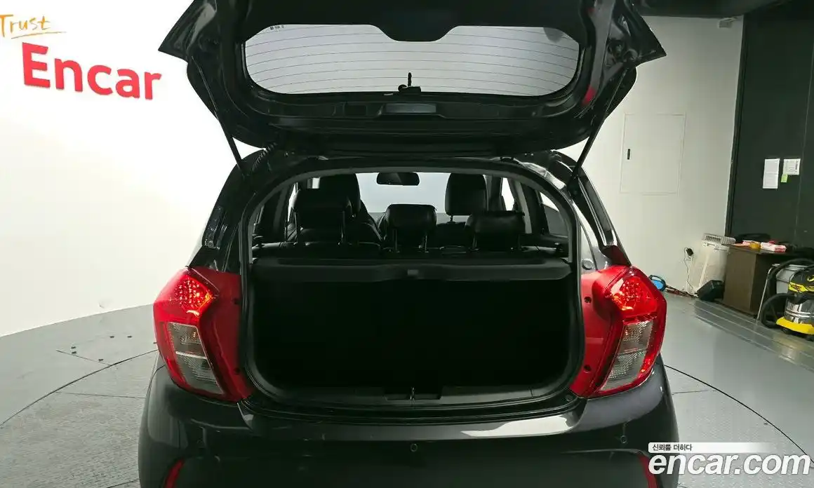 Chevrolet Spark 2016 1.0 Автомат в Москве № 935789, фото 20